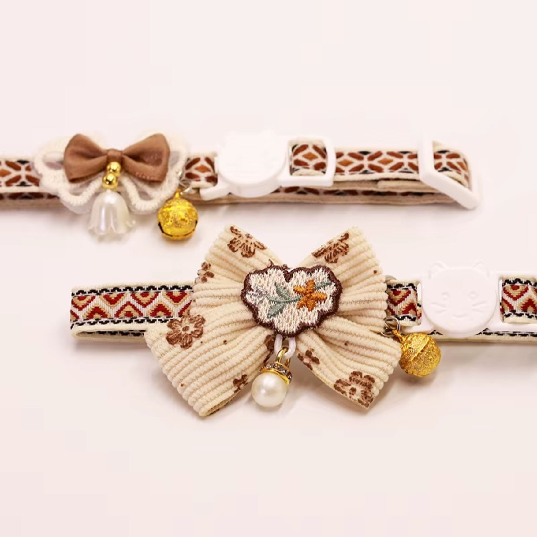 Flower Bow Breakaway Collar