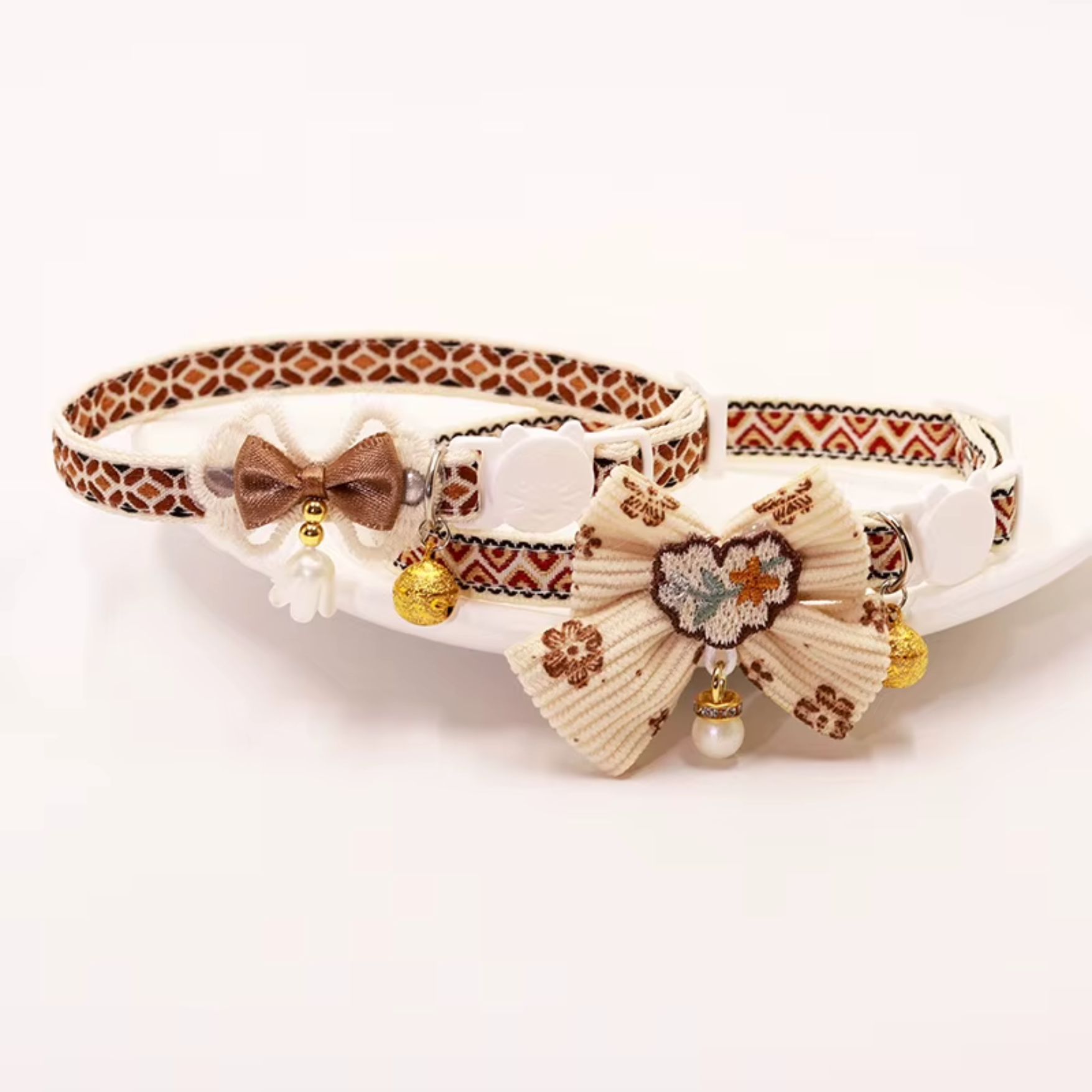 Flower Bow Breakaway Collar